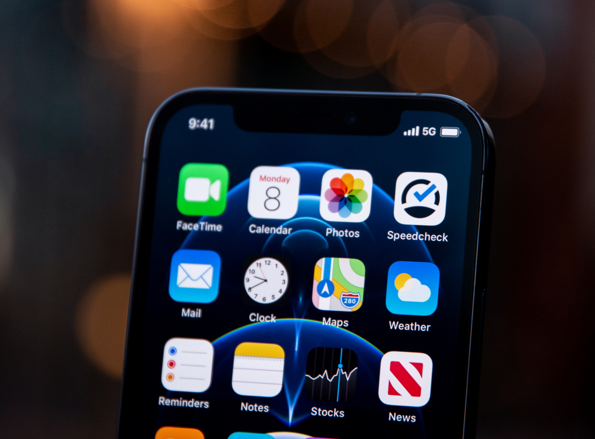 陵水苹果手机维修分享为什么 iPhone 12 在冬季会自动关机 